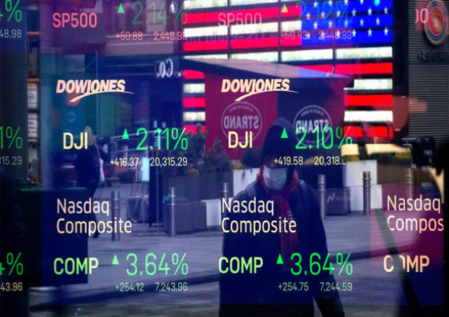 U.S. Stock Futures Edge Lower Ahead of Key U.S.-China Trade Talks and Apple’s WWDC Keynote